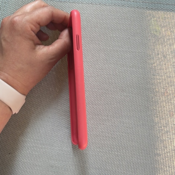 iPhone XS Max Silicone & Leather Hibiscus Case - Picture 4 of 5